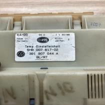 3B1907044A 5HB007617  Climate control unit Volkswagen PASSAT B5