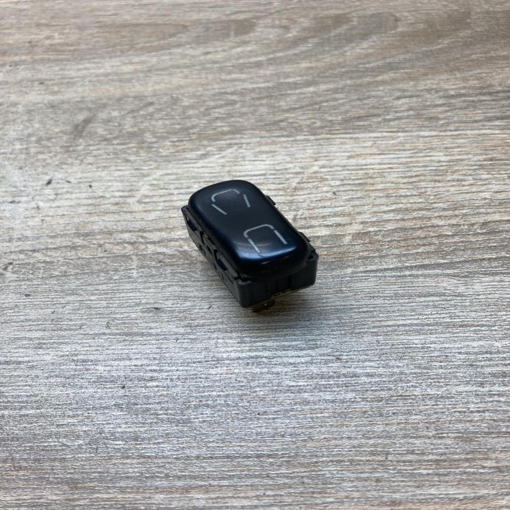 0046 1 1826 0046  Other switches/knobs/shifts Mercedes-Benz Vito Viano W638