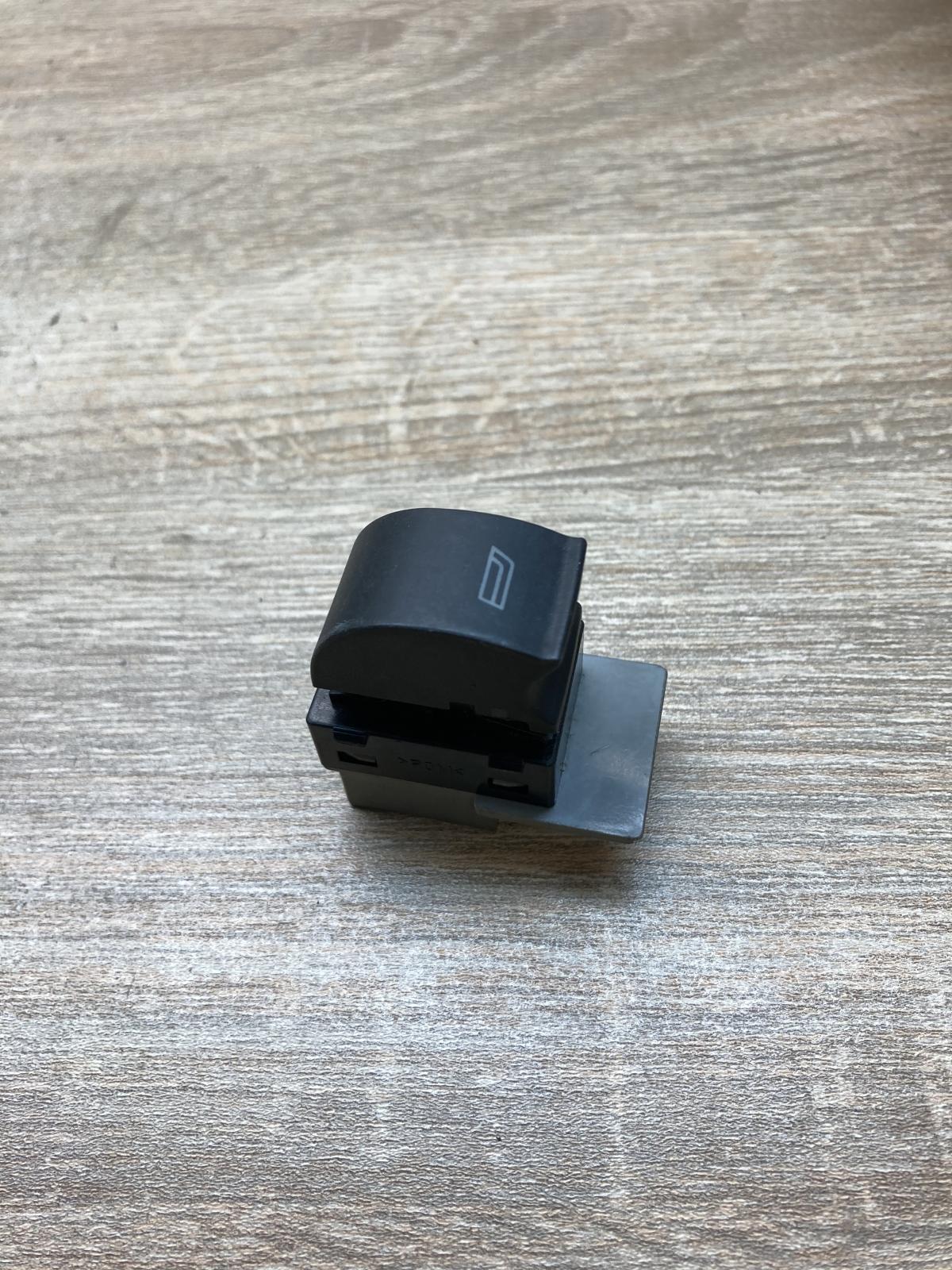 4B0959855   Electric window control switch Audi A6 S6 C5 4B