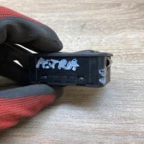 90561088 13363201  Electric window control switch Opel Astra G