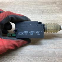 4B9962115   Fuel tank cap lock motor Audi A6 S6 C5 4B