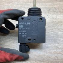 90589918 605420  Central locking motor Opel Astra G