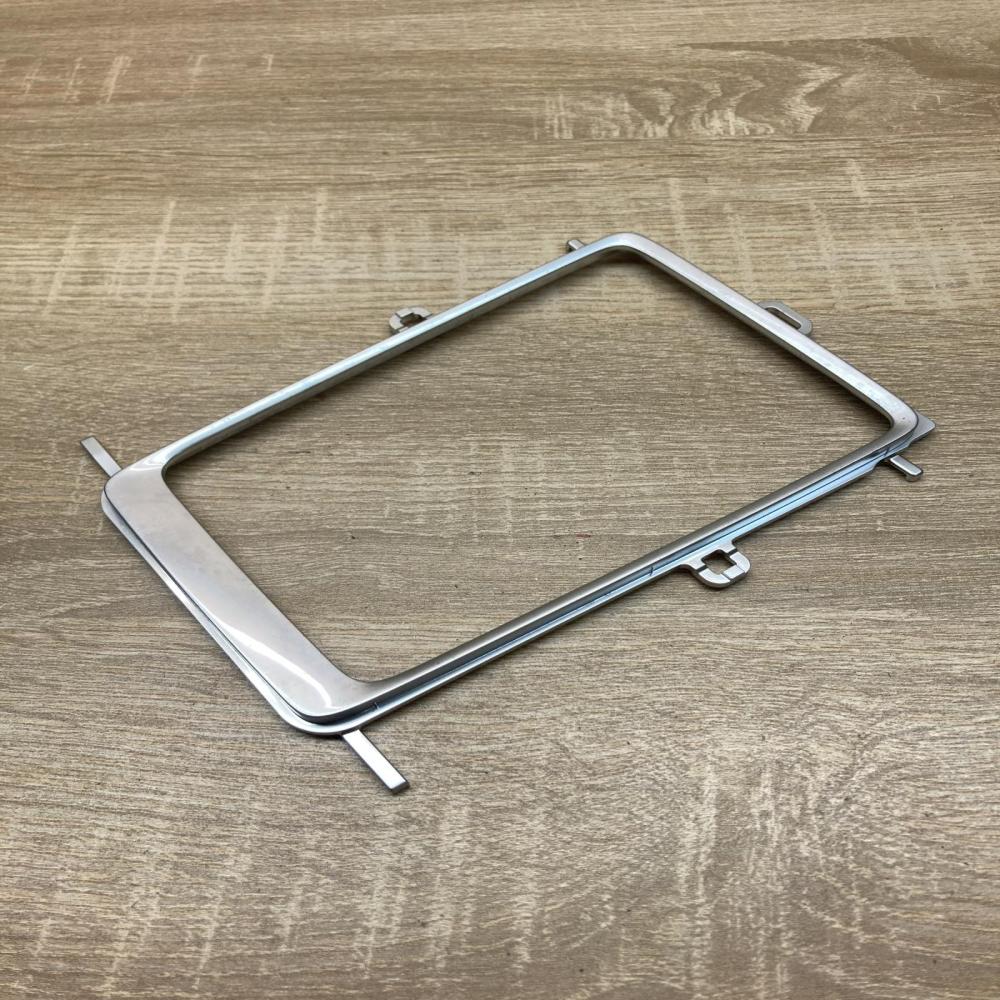 31267052   Gear shifter surround trim plastic Volvo V60