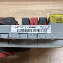 46766775 2000 04 19  Fuse box set Fiat Punto (188)