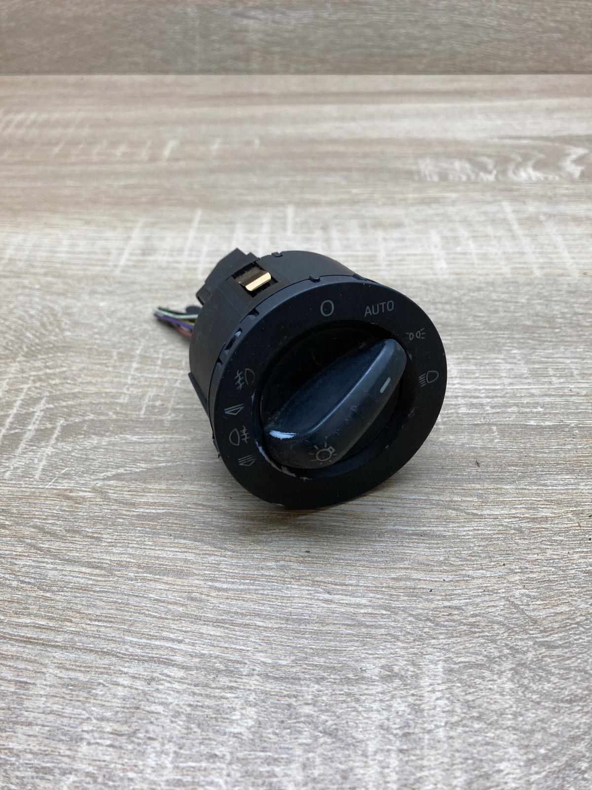 4F1941531D   Light switch Audi A6 S6 C6 4F