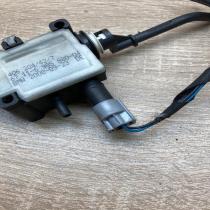 6985880 406204  Fuel tank cap lock motor BMW 3 E90 E91