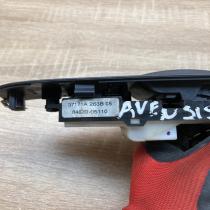 84820 05110 37171A263B05  Electric window control switch Toyota Avensis T250