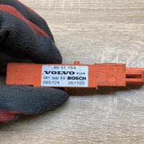 8651754 005124  Airbag deployment crash/impact sensor Volvo XC90