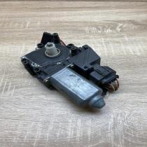0536001401   Rear door window regulator motor Audi A6 S6 C5 4B