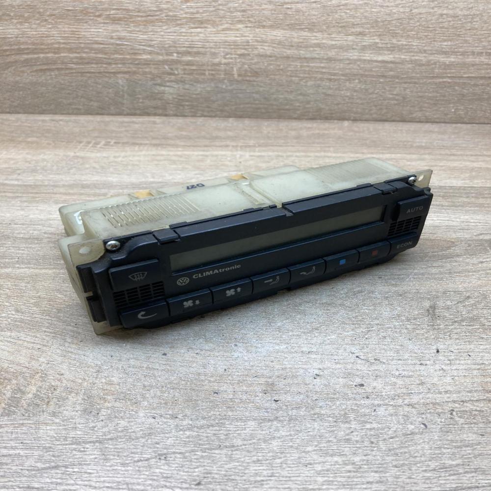3B1907044B 5HB007617  Climate control unit Volkswagen Bora