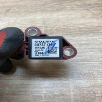 30737138   Airbag deployment crash/impact sensor Volvo V50