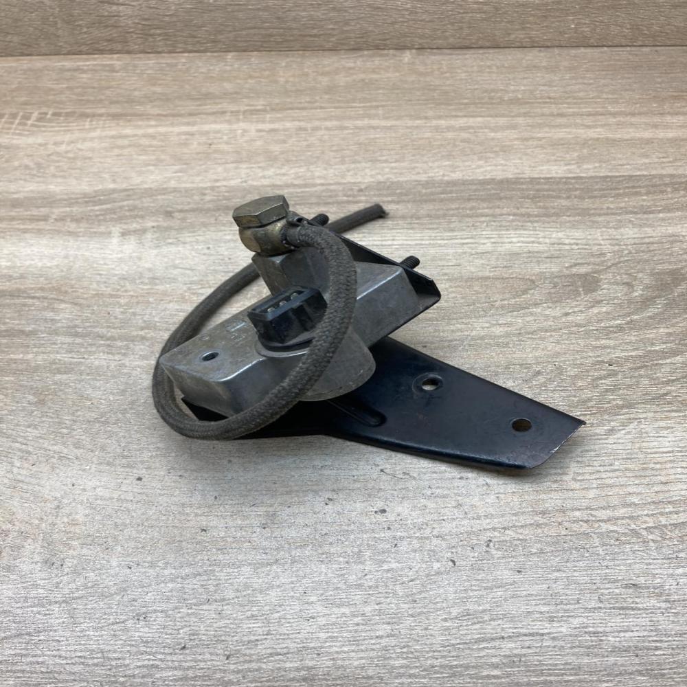 0281002018   Air pressure sensor Audi 80 90 S2 B4