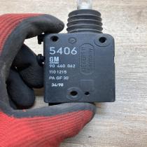 90460062   Central locking motor Opel Vectra B