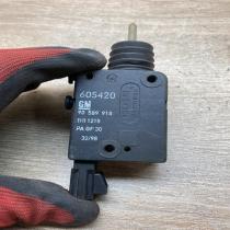 90589918   Central locking motor Opel Astra G