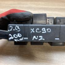 8678449 518827019  Fuse module Volvo XC90