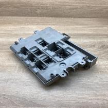 6906621 6906621 04  Fuse module BMW 3 E90 E91