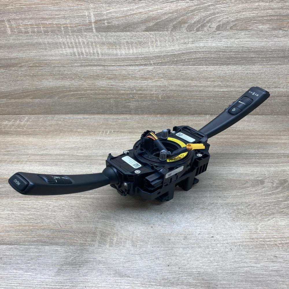31313818 31264162  Wiper turn signal indicator stalk/switch Volvo XC60
