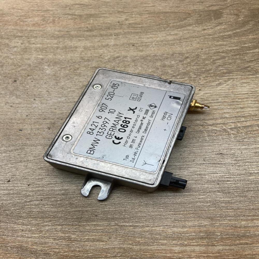 6907520 133997 10  Aerial antenna amplifier BMW X5 E53