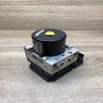 31329137 P31329137  ABS Pump Volvo V60