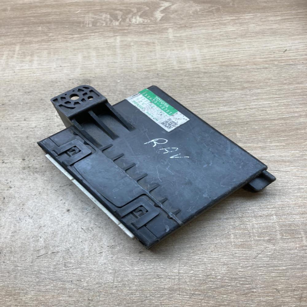 88650 42361 177700 2422 8865042361 Air conditioner control unit module Toyota RA