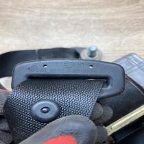 2208600285 0006 6236  Front seatbelt Mercedes-Benz S W220
