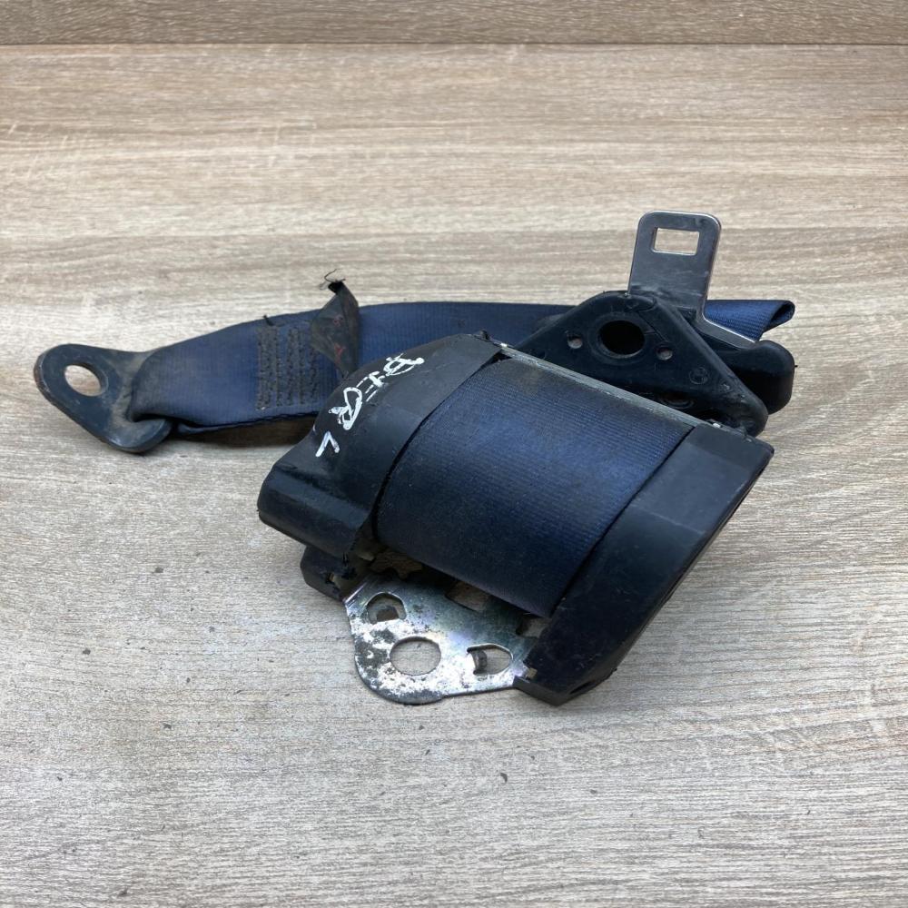 33008325 3300 8325  Rear seatbelt Citroen Berlingo