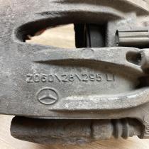 706028295LI A2115409508  Front brake caliper Mercedes-Benz E W211