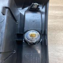 9206664 257950 12  Rear air vent grill BMW 5 F10 F11