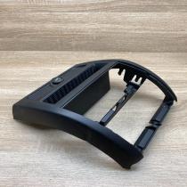 9206664 257950 12  Rear air vent grill BMW 5 F10 F11