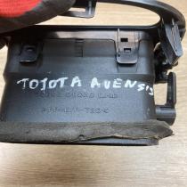 55686 05030   Dashboard side air vent grill/cover trim Toyota Avensis T220