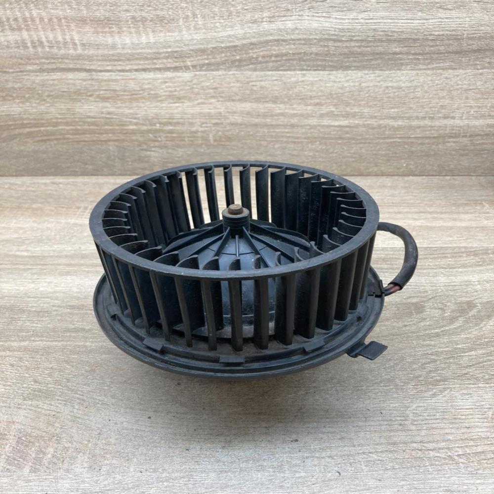 357819021   Heater fan/blower Volkswagen PASSAT B4