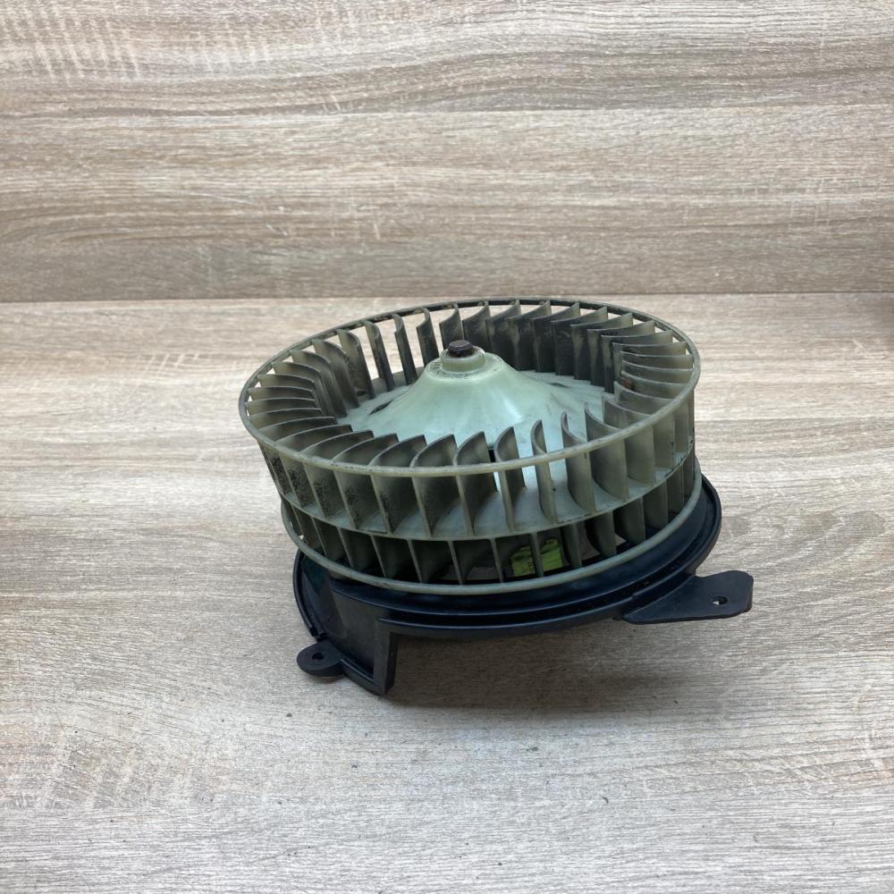 656915U   Heater fan/blower Mercedes-Benz CLK A208 C208