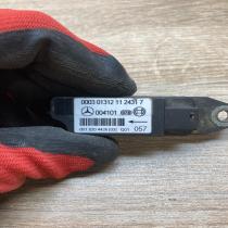 0018204426   Airbag deployment crash/impact sensor Mercedes-Benz C W203