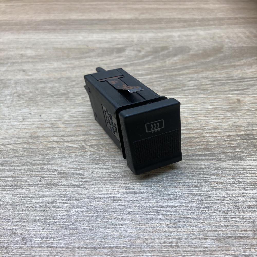 893941503   Windscreen/window heater switch Audi 80 90 S2 B4