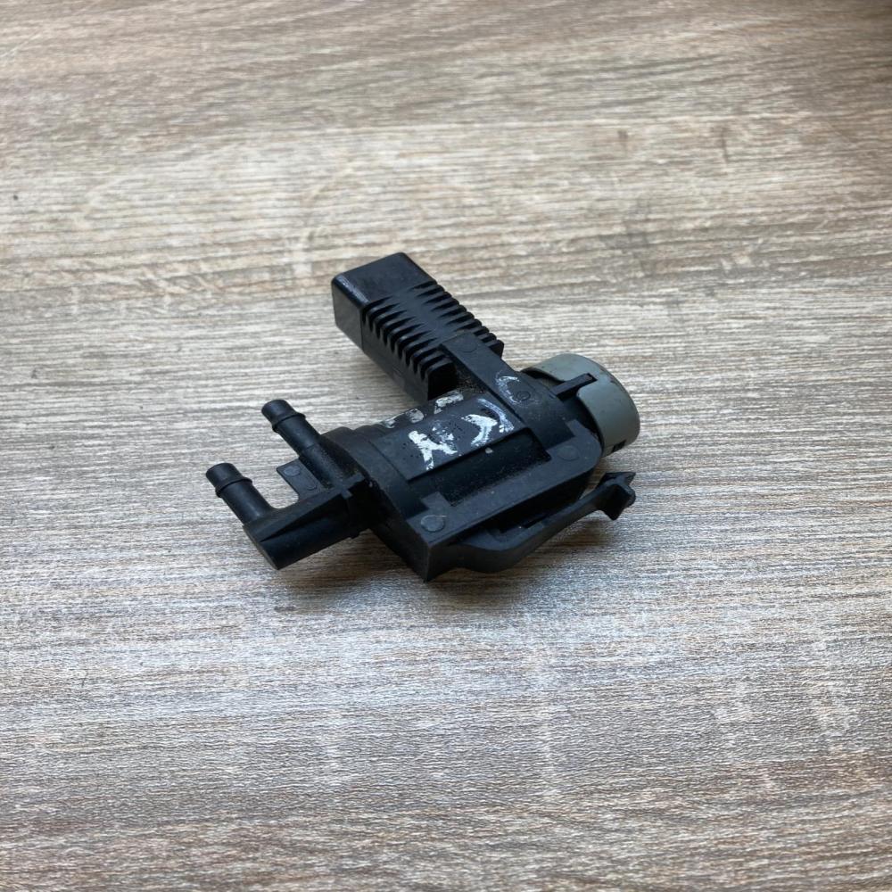 1J0906283C   Turbo solenoid valve Volkswagen Sharan