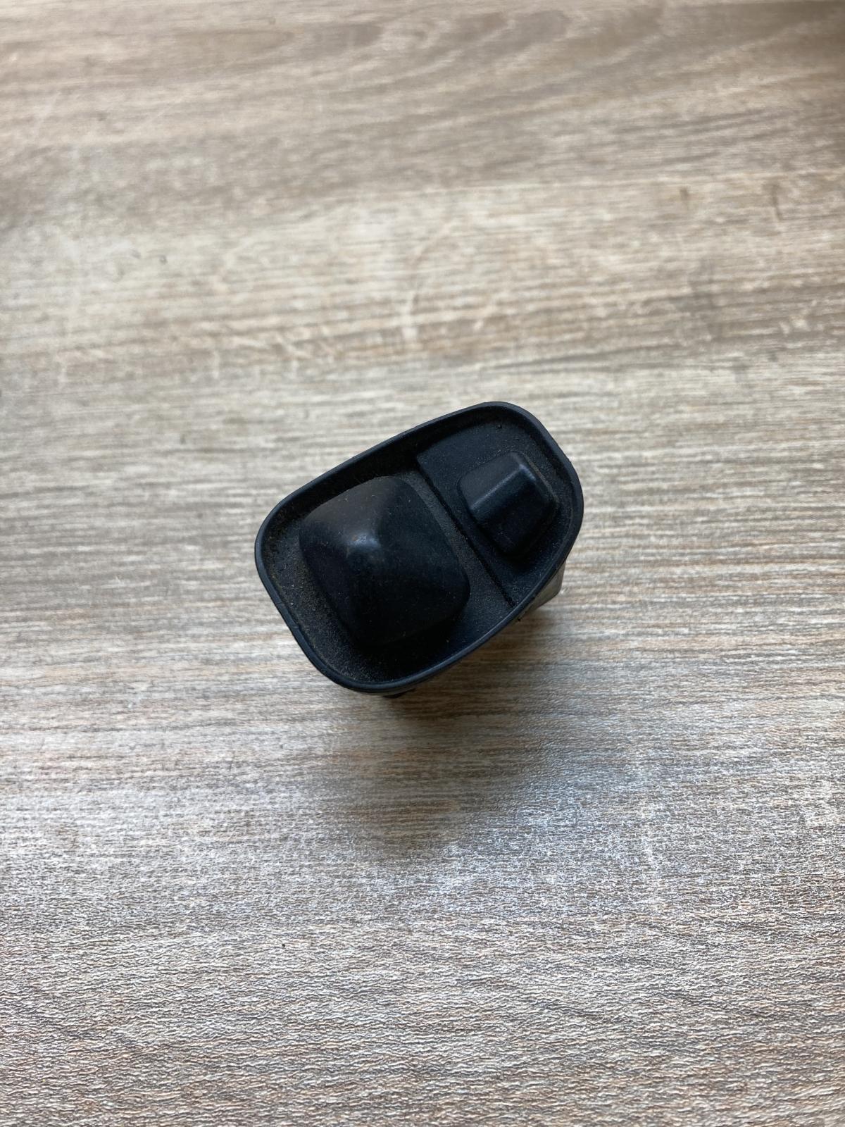 1369331 03830700  Wing mirror switch BMW 5 E34