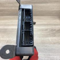 Z509 18 881B E2T81671M  Engine control unit/module ECU Mazda 323 F