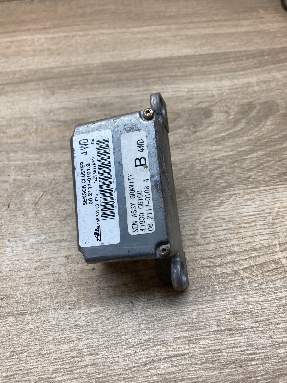 47930 CG100   ESP acceleration yaw rate sensor Infiniti FX