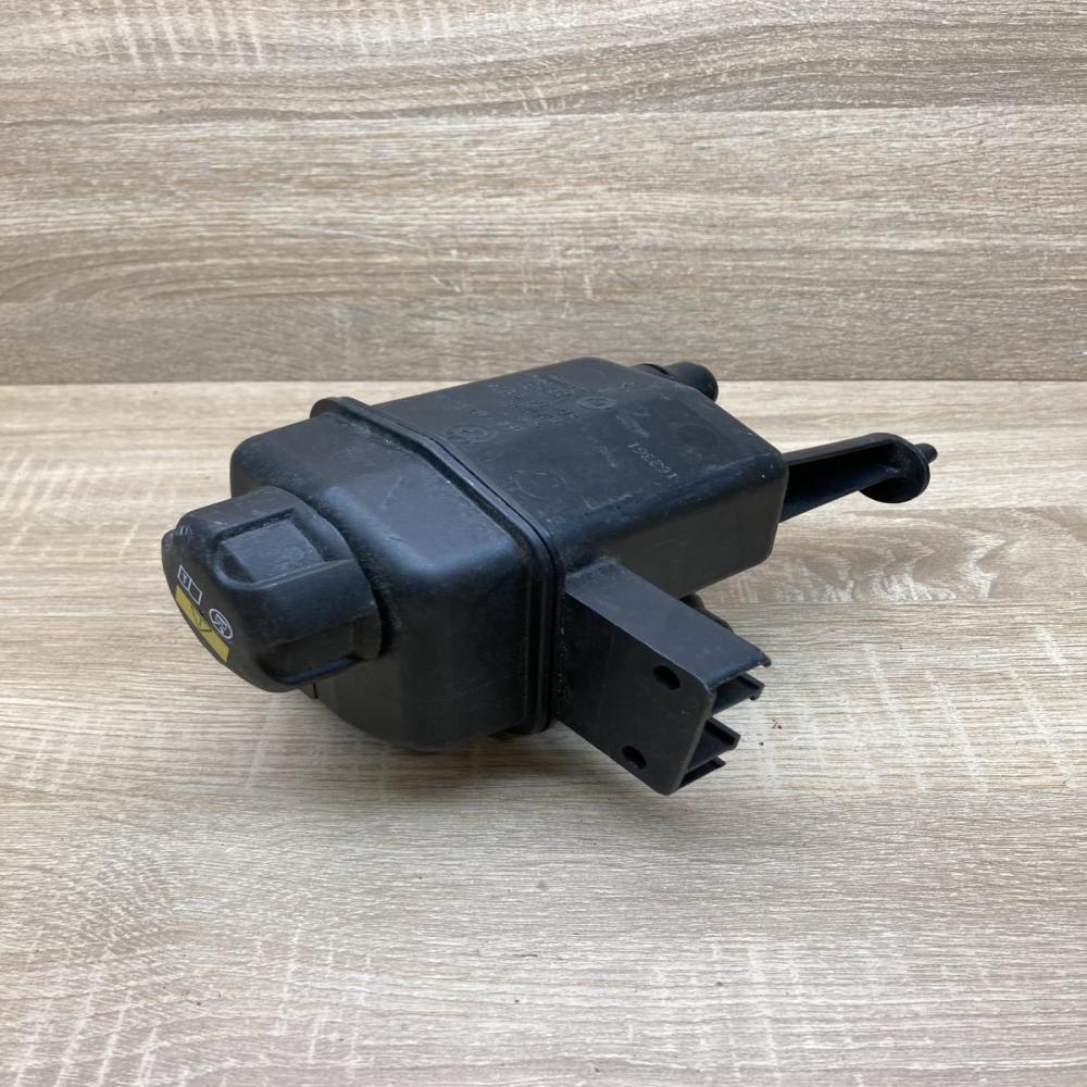 7591214 187798  Coolant expansion tank/reservoir BMW X5 F15