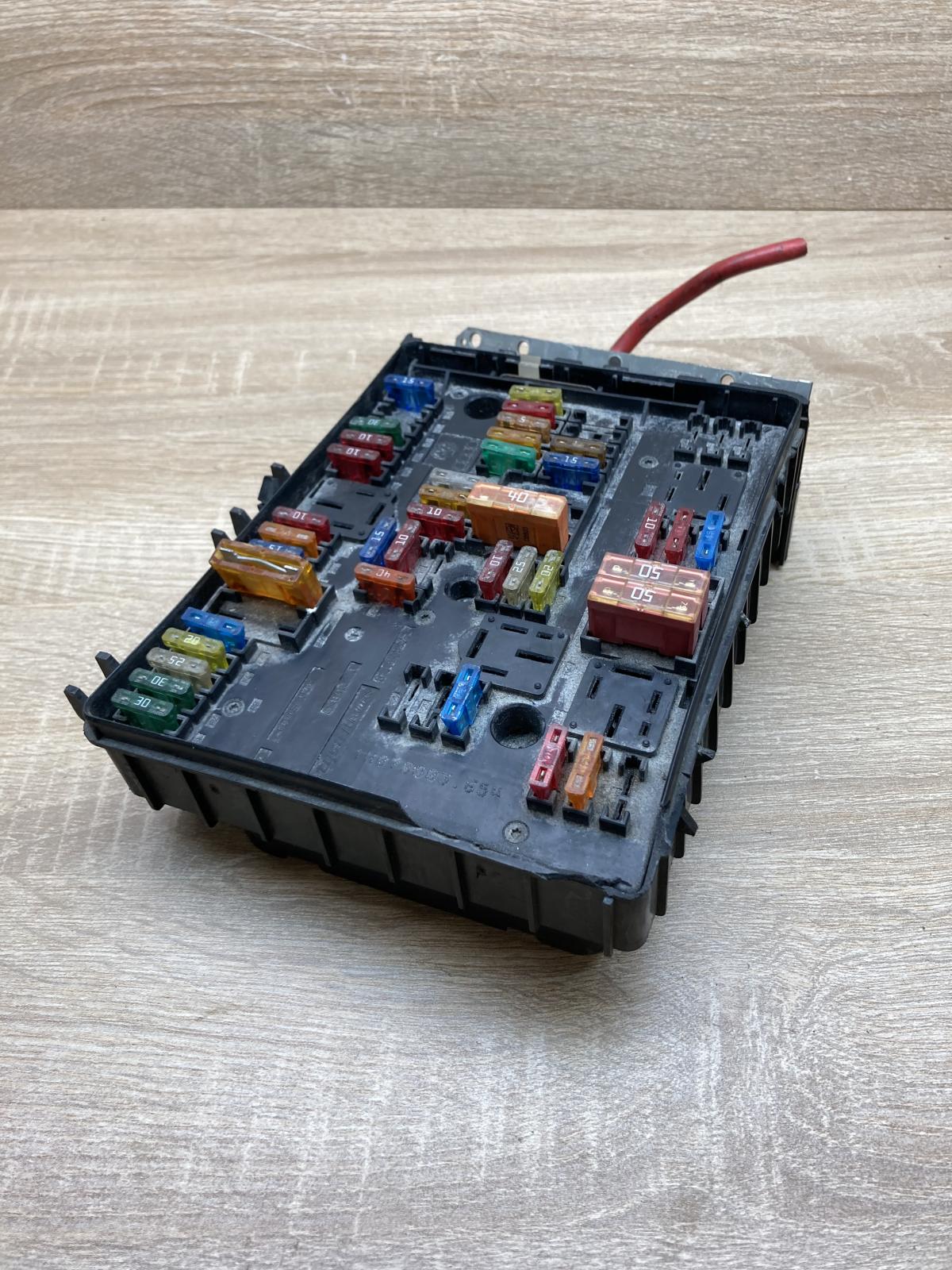 1K0937124H 1H070803654  Fuse module Audi A3 S3 8P