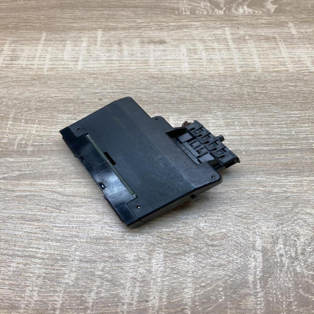 0005427127 631202  Screen/display/small screen Mercedes-Benz E W124