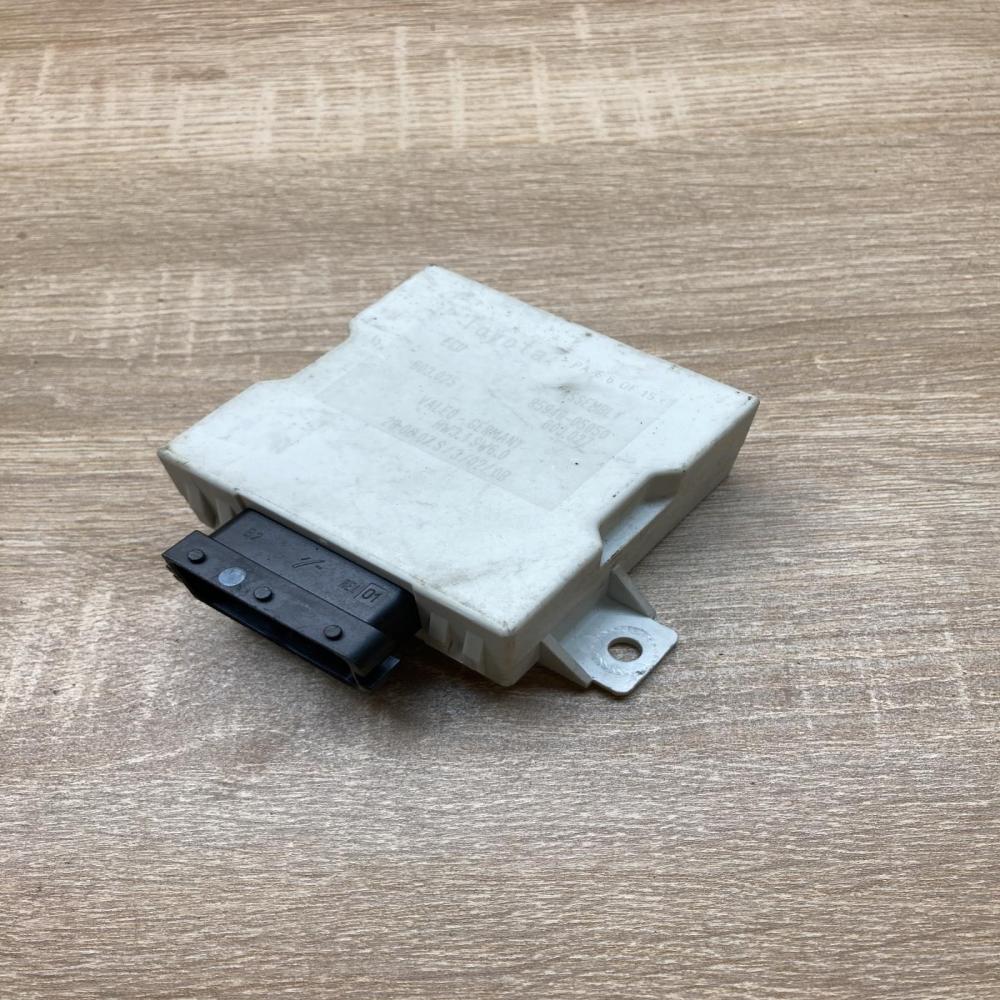 85940 05050 603027  Window wiper relay Toyota Avensis T250