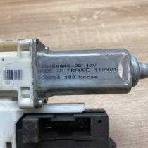 30710149 04W474  Rear door window regulator motor Volvo V50