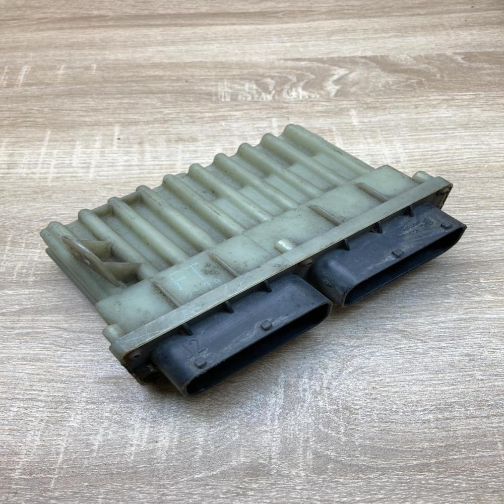09131732 252619  Coolant fan relay Opel Astra G