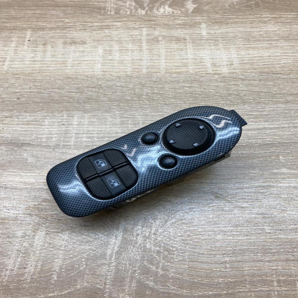 7M0867255   Electric window control switch Ford Galaxy