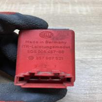 357907521 5DS006467  Heater blower motor/fan resistor Audi A4 S4 B5 8D
