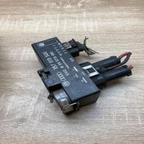 357919506 898718000  Coolant fan relay Volkswagen PASSAT B4