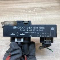 357919506 898718000  Coolant fan relay Volkswagen PASSAT B4