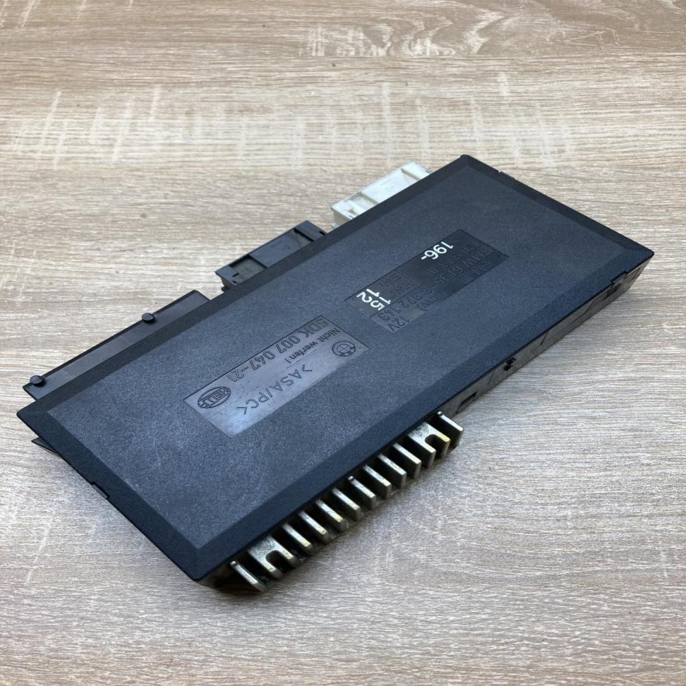 8372143 5DK007047  Comfort/convenience module BMW 5 E39