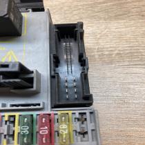 90504534   Fuse module Opel Vectra B